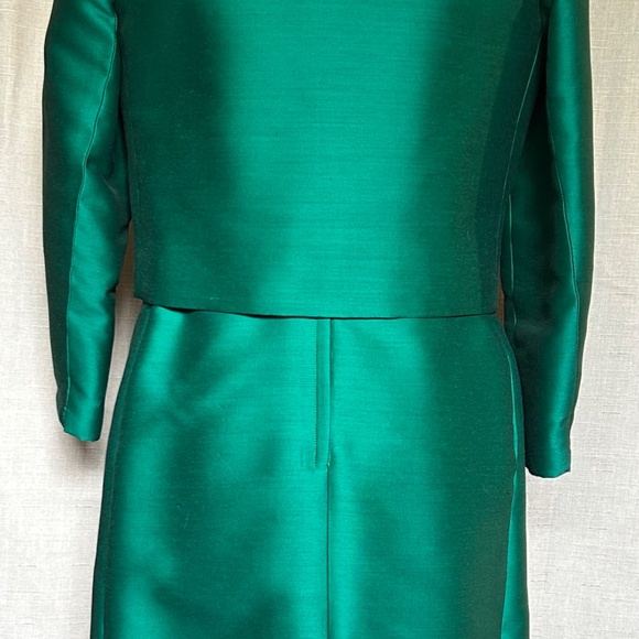 Vintage custom made 1960's sheath dress with waisted over jacket. - Picture 4 of 11